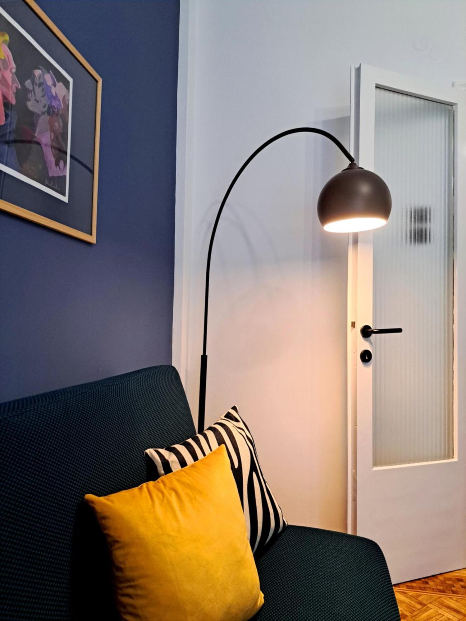 Stylish City Center Apartment Сере Экстерьер фото
