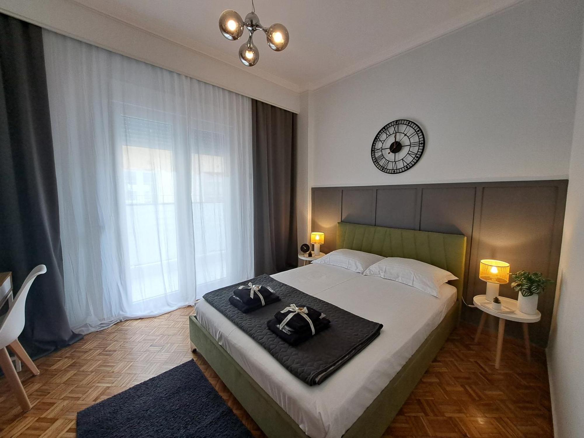 Stylish City Center Apartment Сере Экстерьер фото